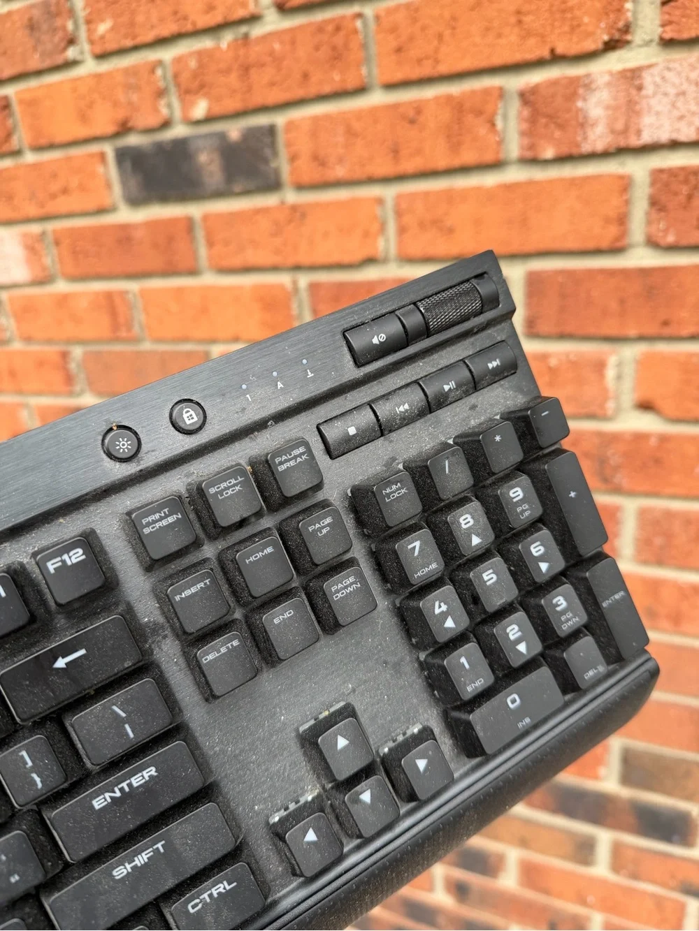 CORSAIR Gaming K70 RGB RAPIDFIRE Keyboard -- Model RGP0040 -- GUC